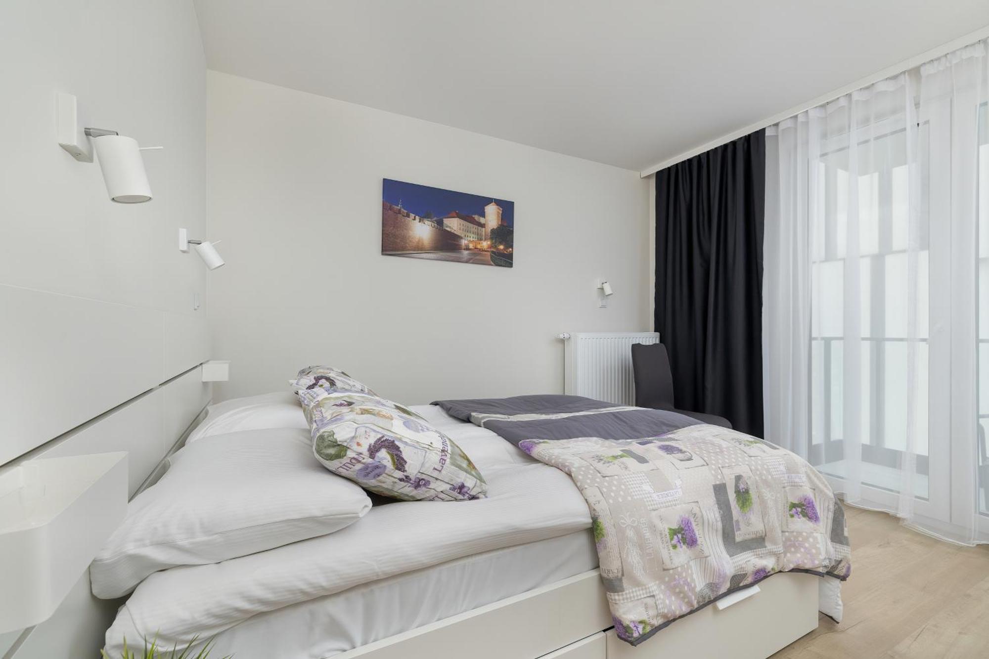 Cozy Laszkiewicza With Parking By Renters Апартаменти *