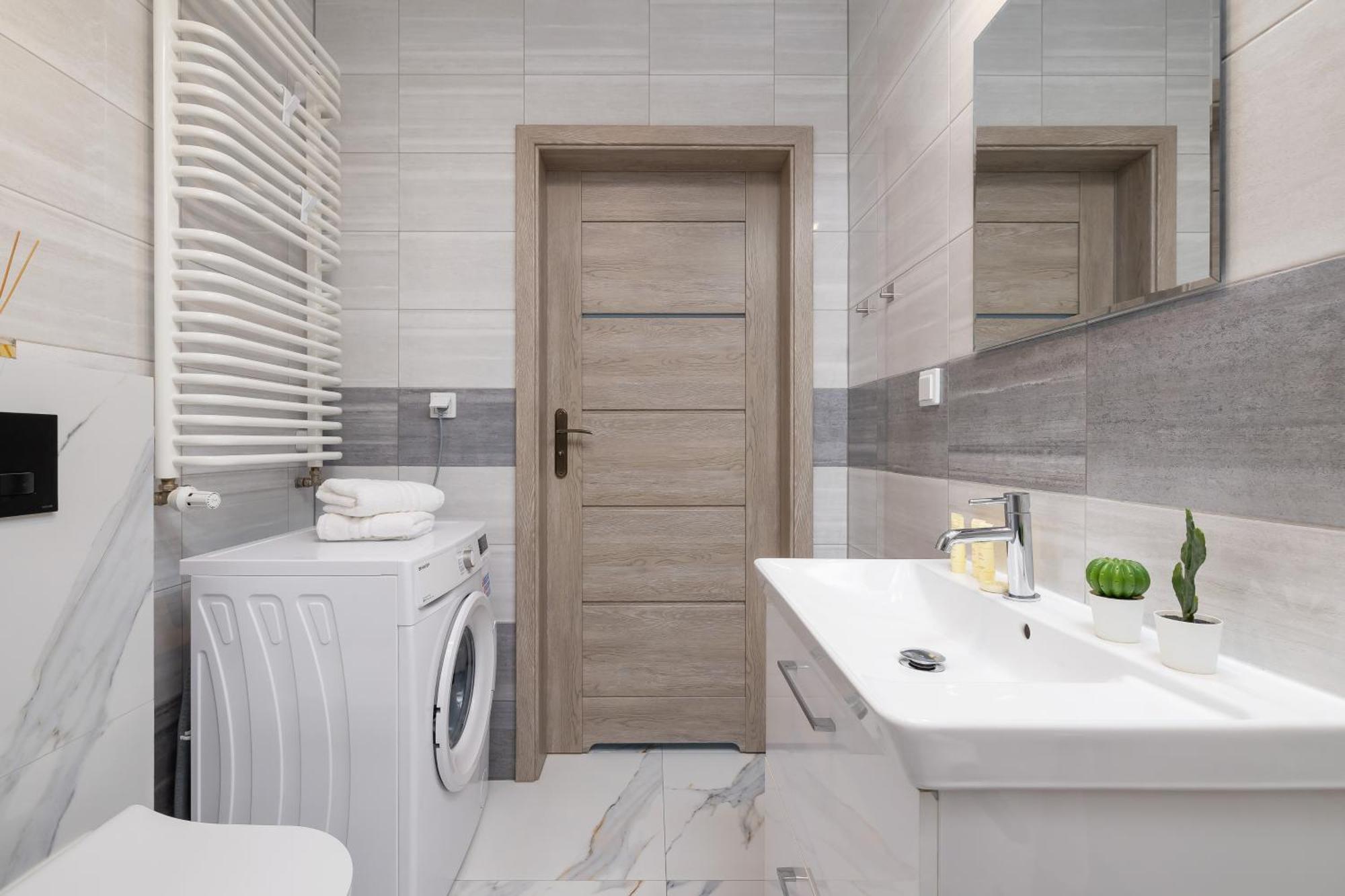 Cozy Laszkiewicza With Parking By Renters Апартаменти