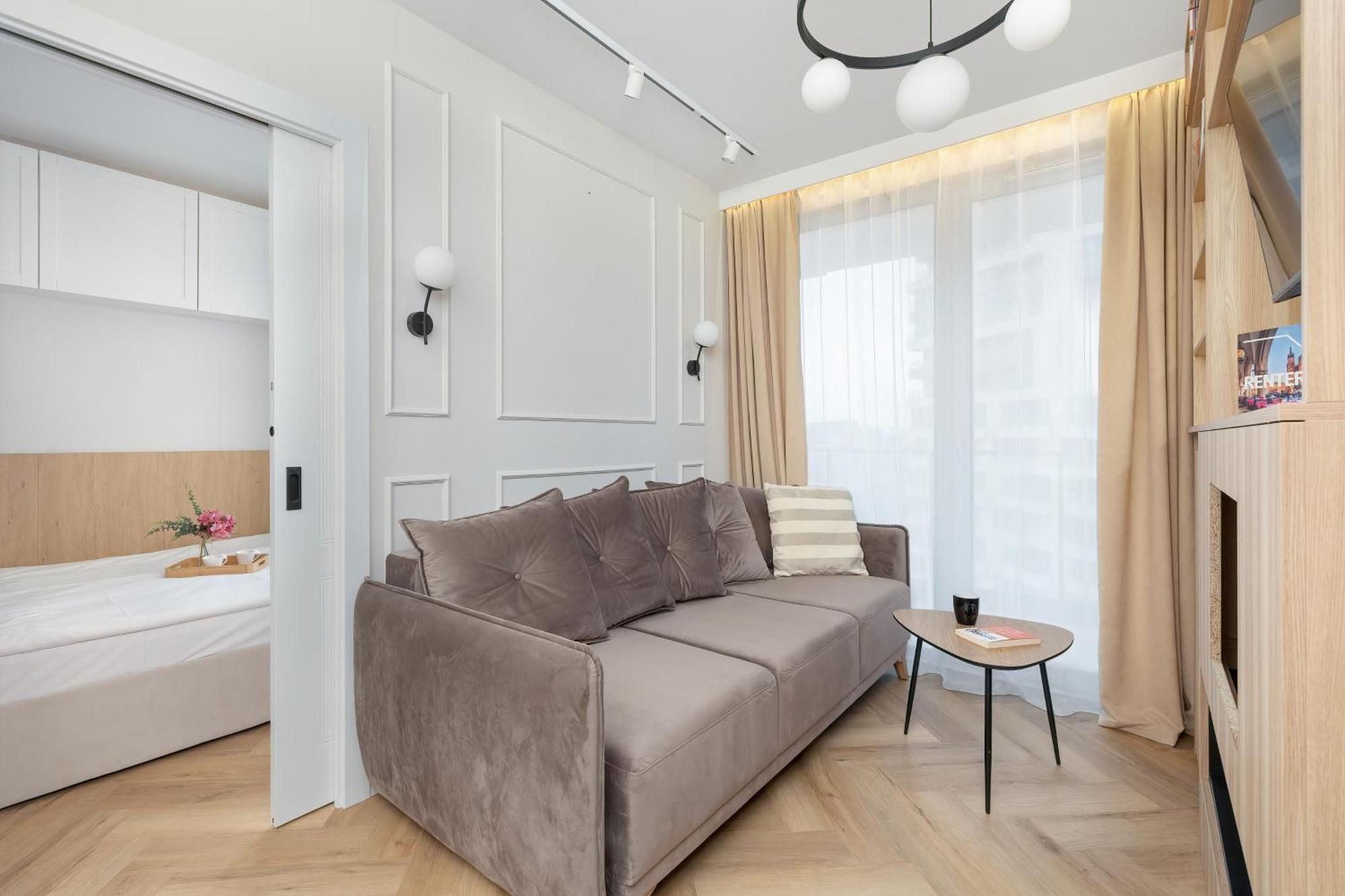 Апартаменти Cozy Laszkiewicza With Parking By Renters