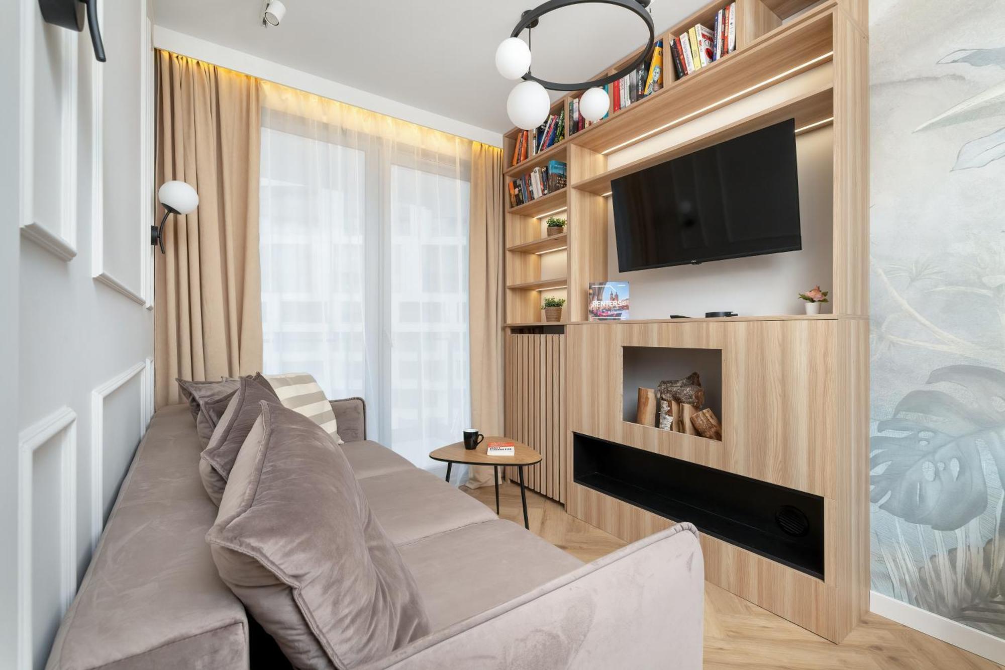 Апартаменти Cozy Laszkiewicza With Parking By Renters