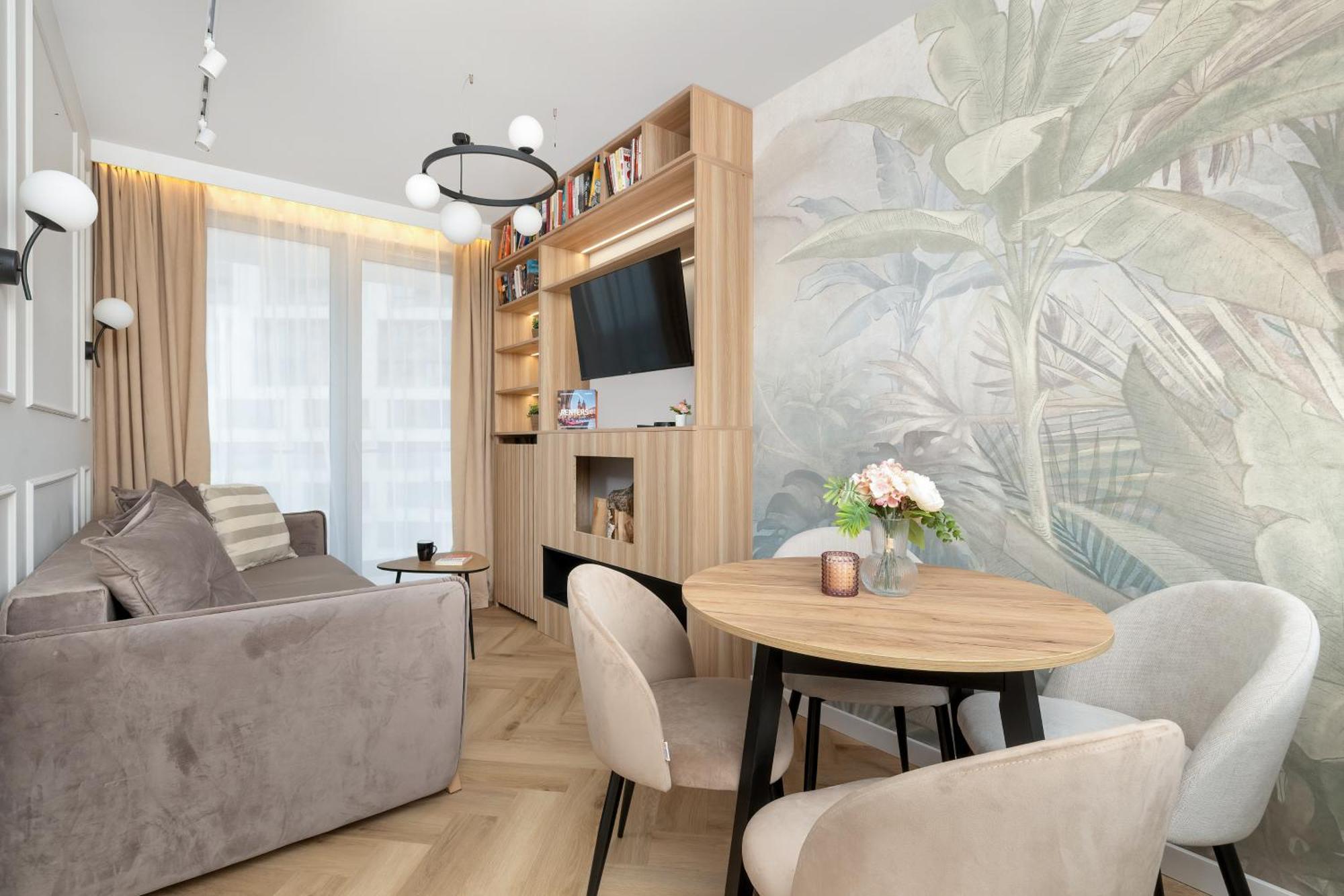Апартаменти Cozy Laszkiewicza With Parking By Renters *