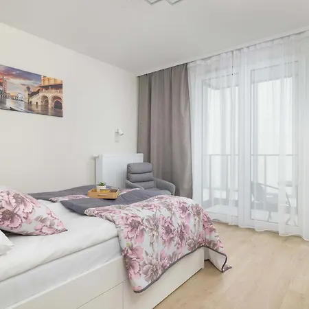 Cozy Apartments Laszkiewicza With Parking By Noclegi Renters Kraków Zewnętrze zdjęcie