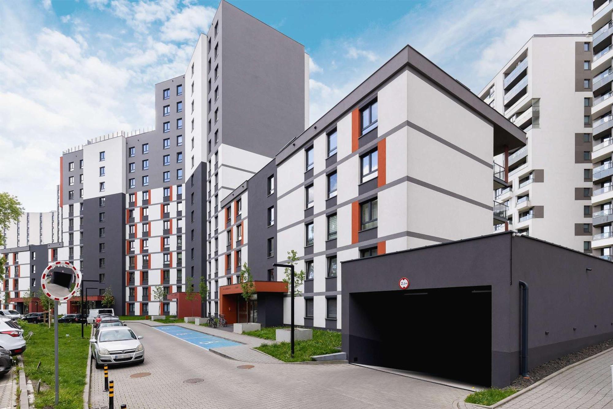 Cozy Laszkiewicza With Parking By Renters Apartment Krakau